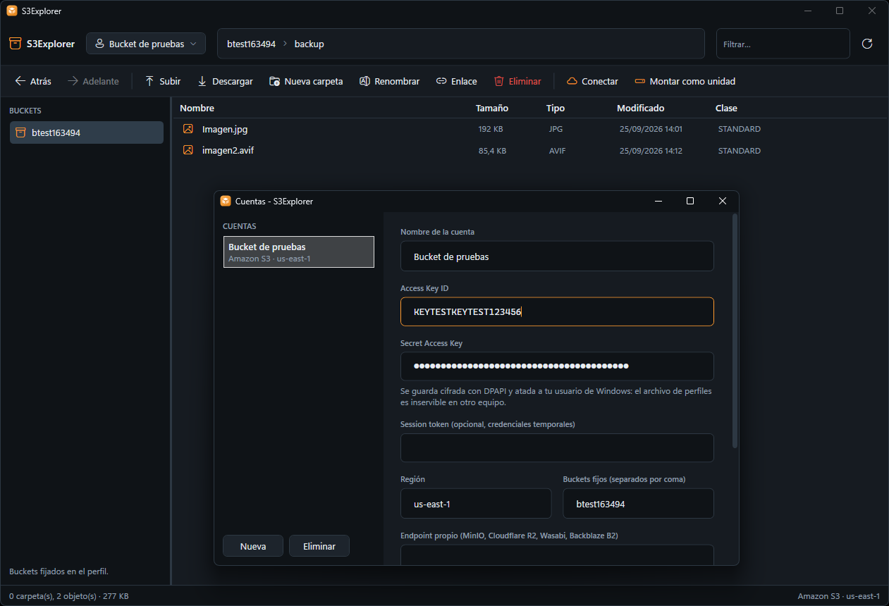 Interfaz de S3Explorer: lista de buckets, objetos del bucket y diálogo de cuentas